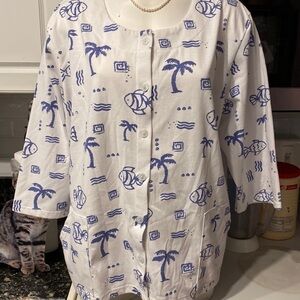 A womens Palm Grove button front 3/4 sleeve plus size top 2X.  EUC